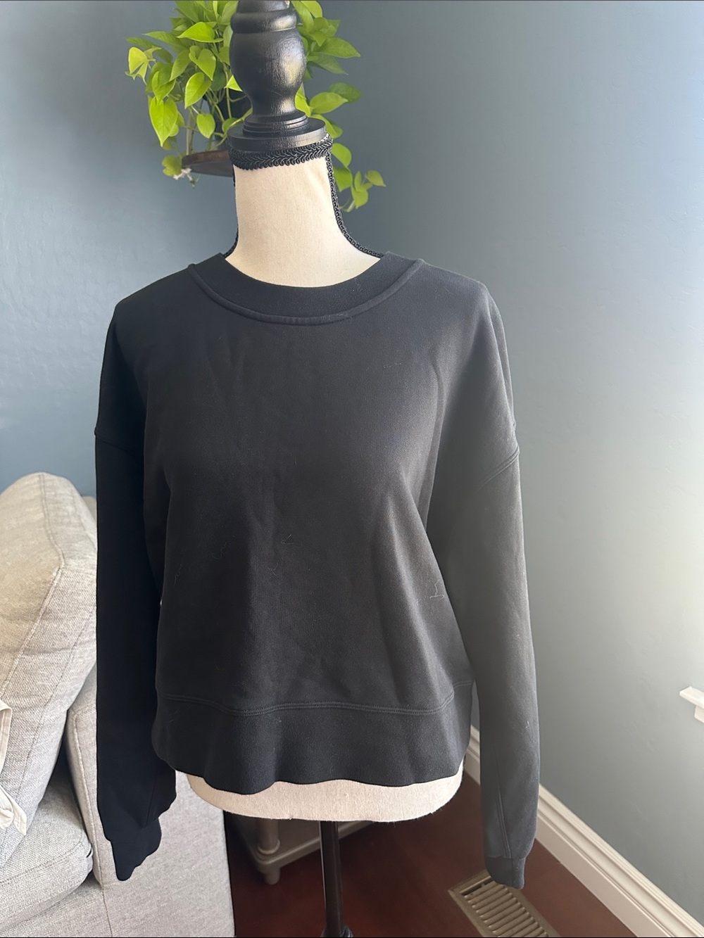 Lululemon all yours cropped crew